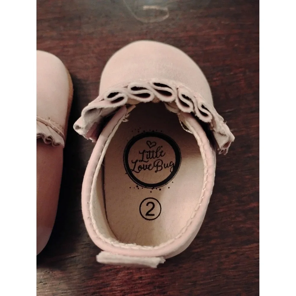 Little Love Bug Pink Leather Ruffle Moccasin Booties Soft Sole Shoes Size 2